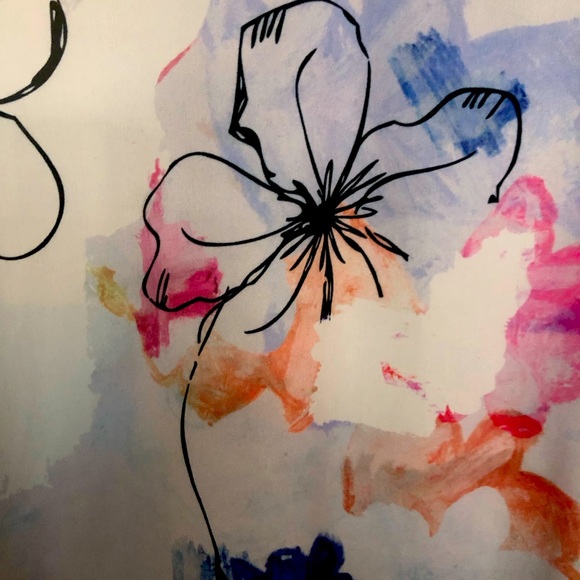 Blue, white and pink top with adjustable waistband, size M - Picture 2 of 4